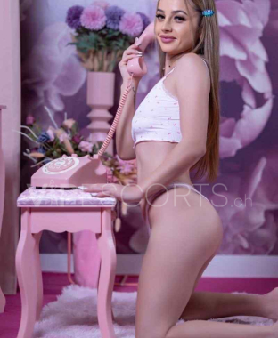 Vanessa gallery image