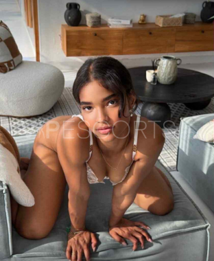 Lola gallery image